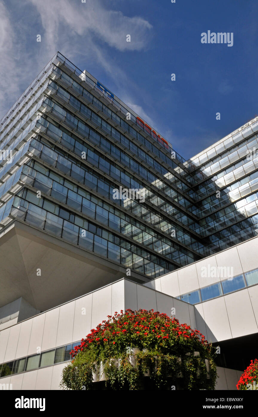 Geno Haus High Resolution Stock Photography And Images Alamy