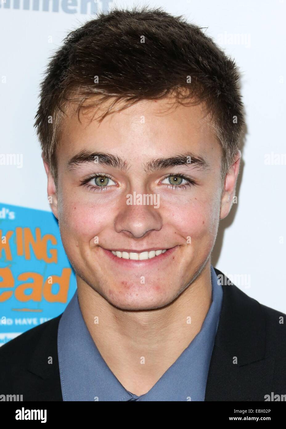 Peyton Meyer Hi Res Stock Photography And Images Alamy