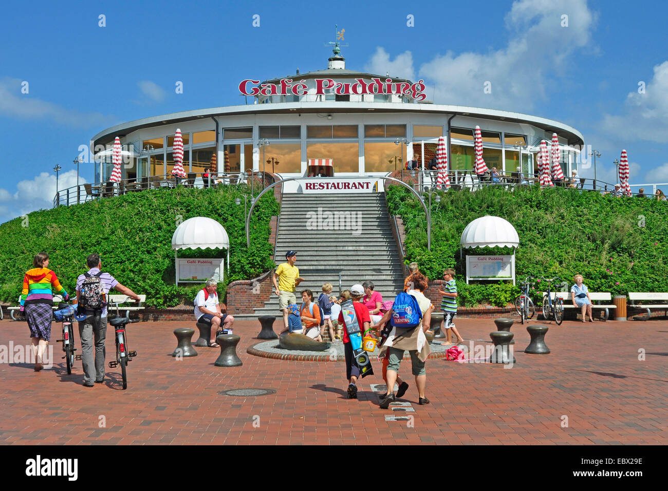 Tourists In Front Of Cafe Stock Photos Tourists In Front Of Cafe
