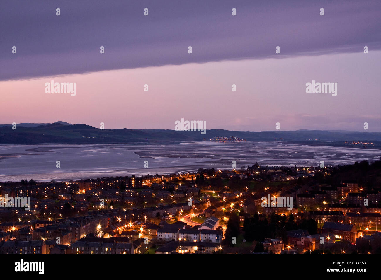 Morning mist and winter dundee hires stock photography and images Alamy