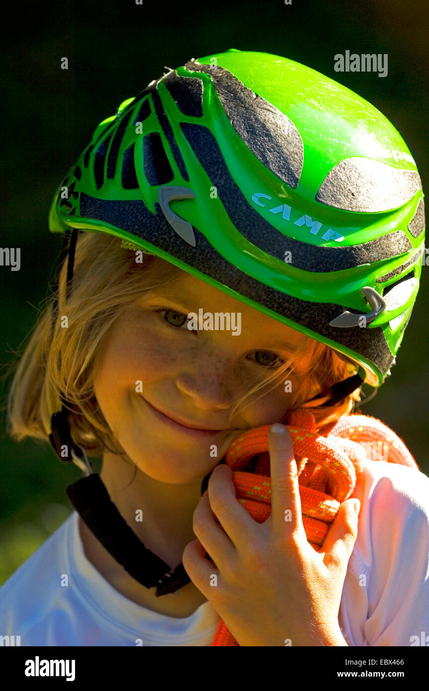 helmet for 8 year old