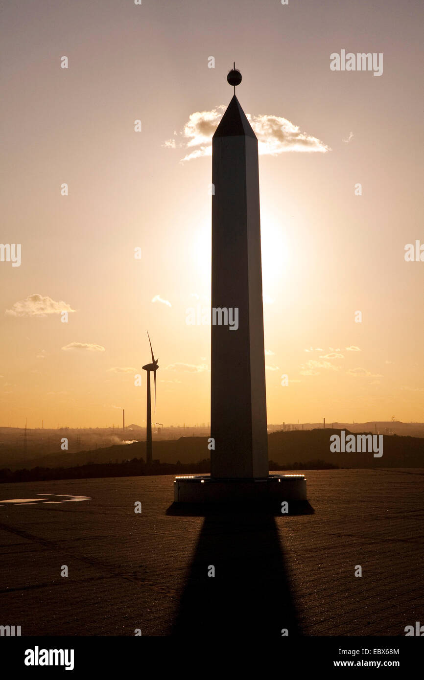 Obelisk and sundial hires stock photography and images Alamy
