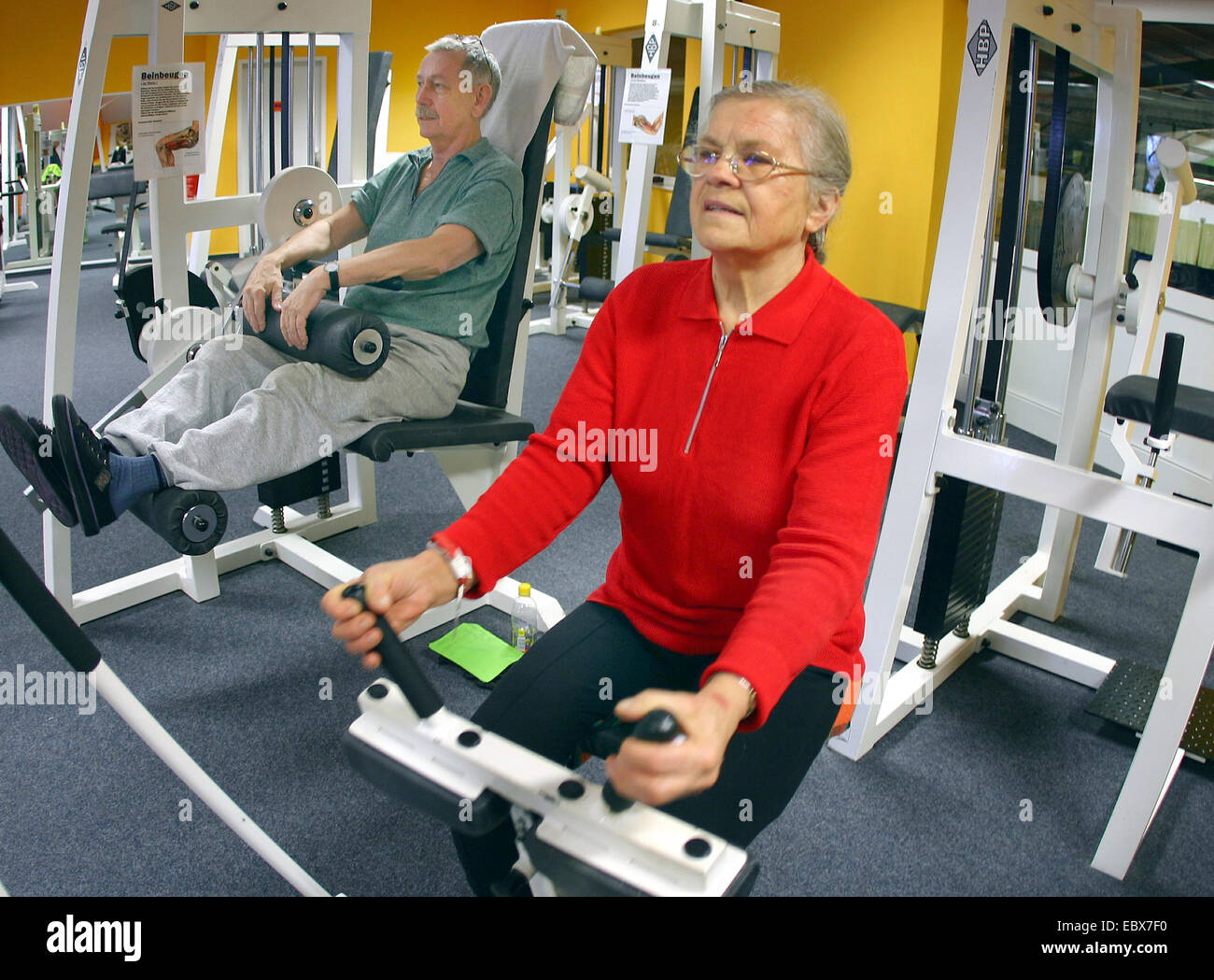 active senior citizens in the fitnesscenter Stock Photo Alamy