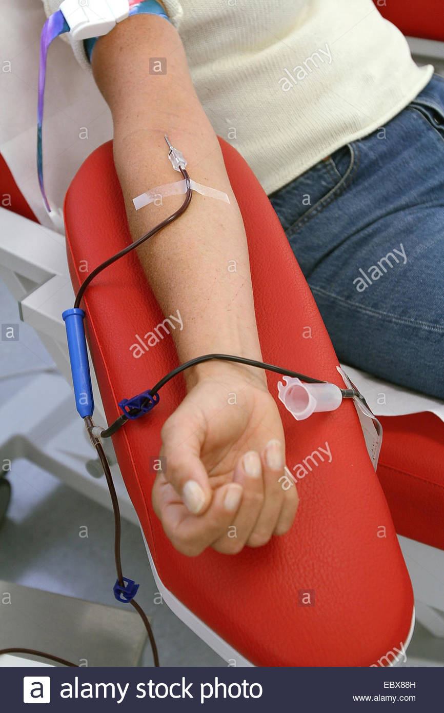 Blood Withdrawal Stock Photos & Blood Withdrawal Stock Images Alamy