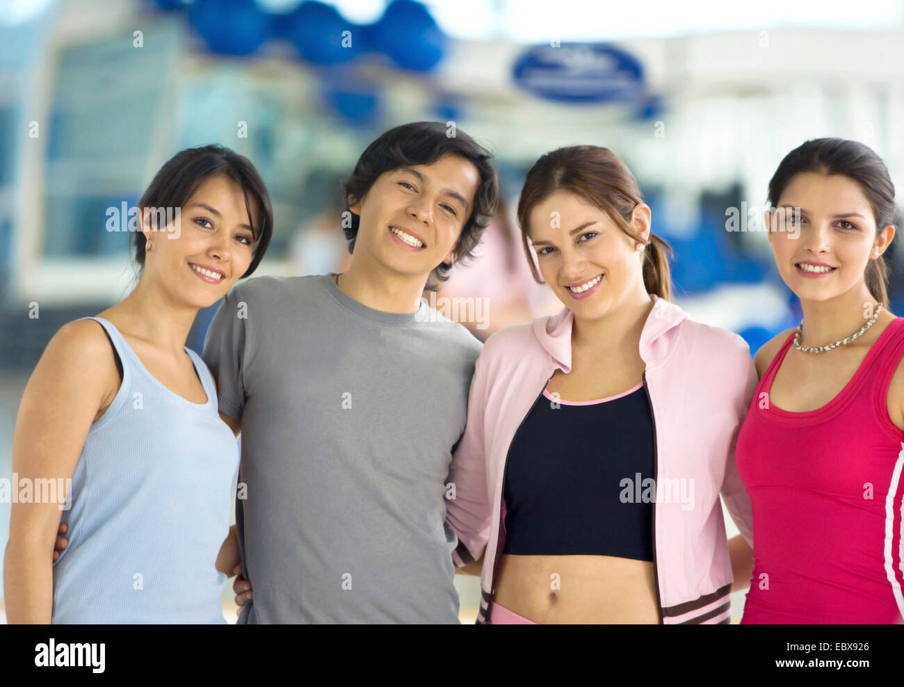 group of people at the gym smiling Stock Photo