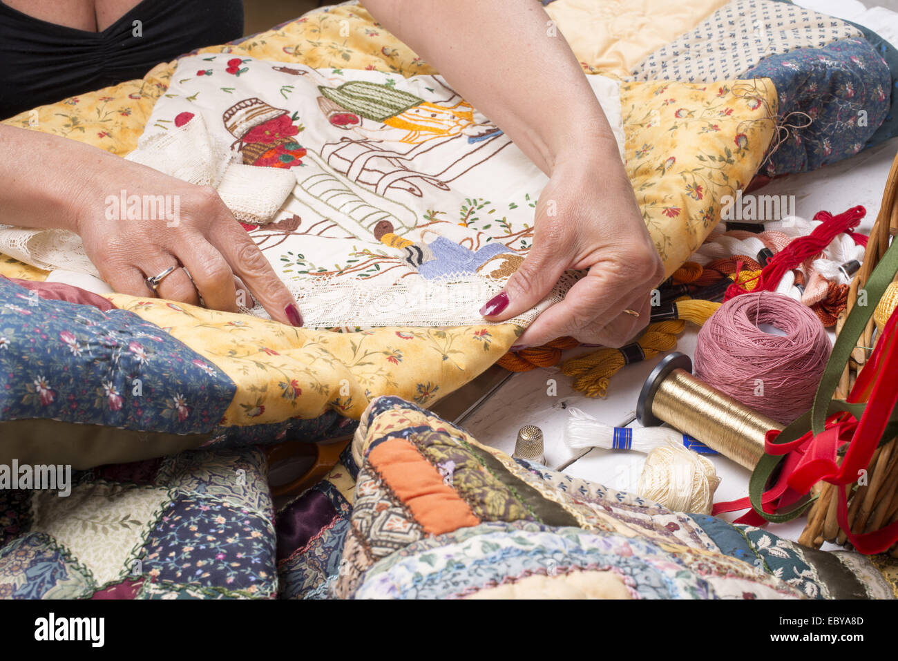 Quilting ruler hi-res stock photography and images - Alamy