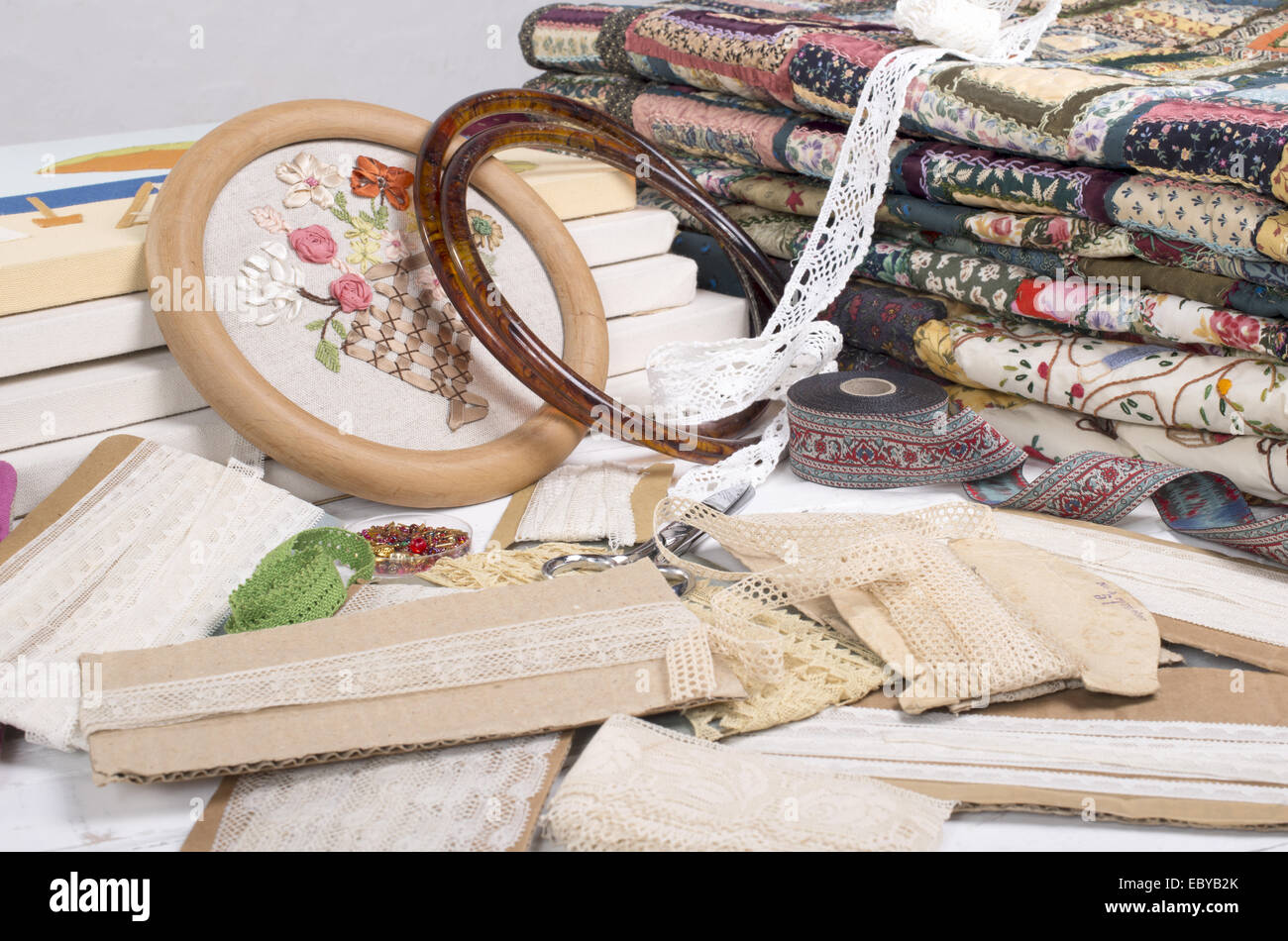 various items for quilting and embroidery Stock Photo Alamy