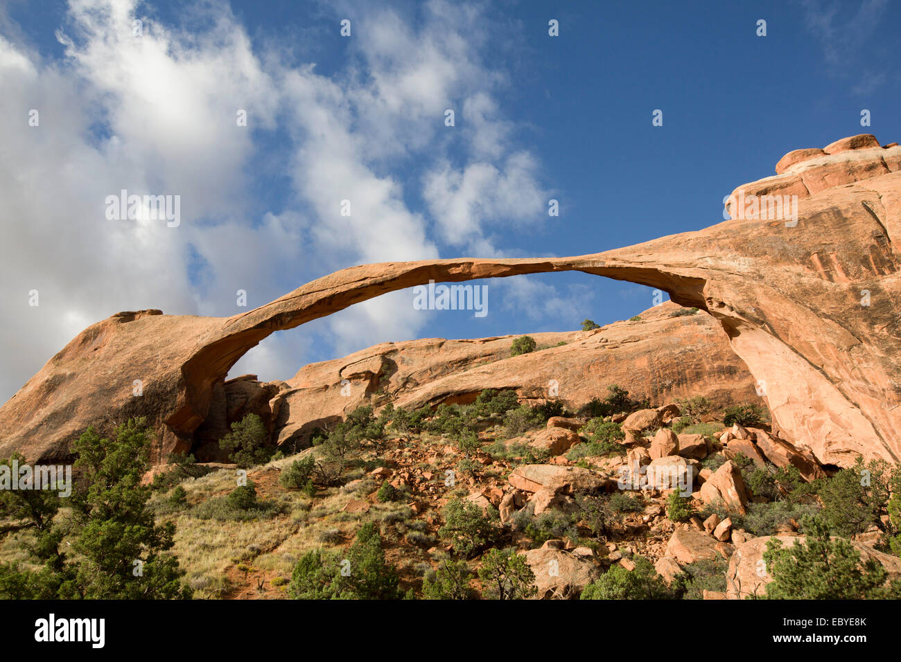 The arches national park landscape arch hi-res stock photography and ...
