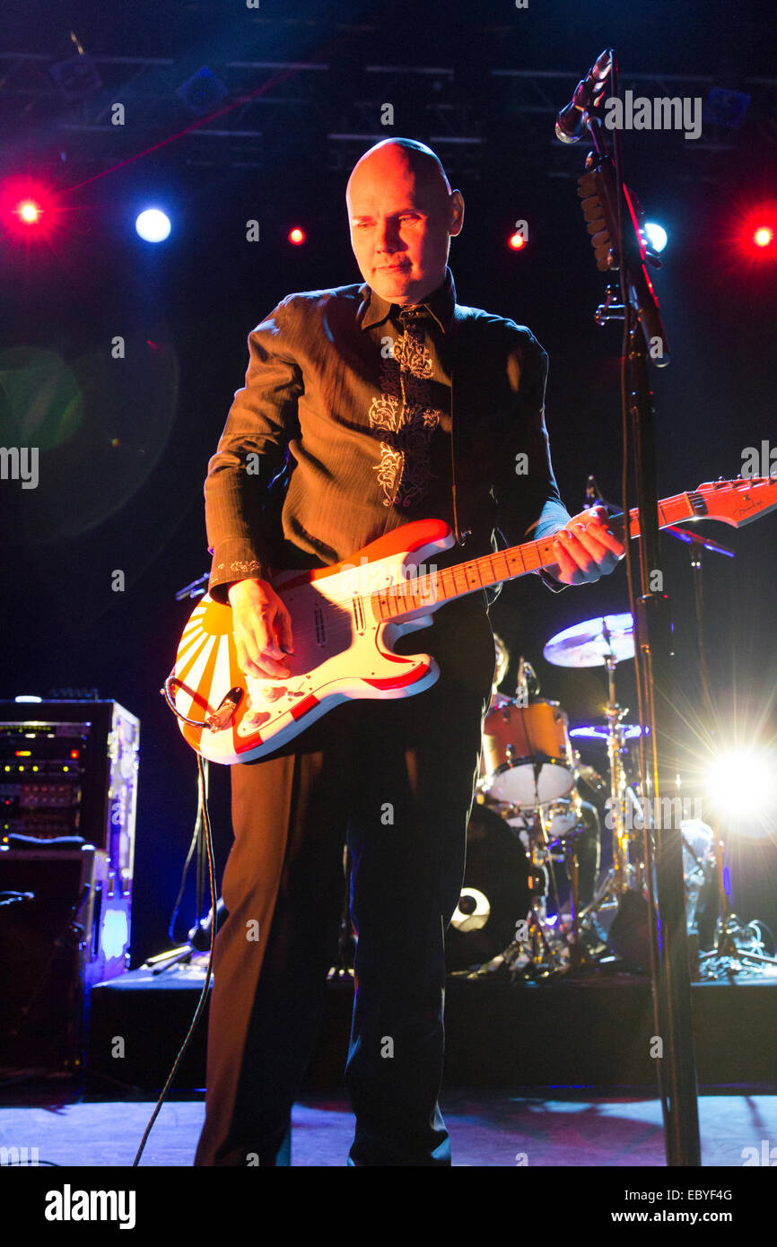 Billy lead singer smashing pumpkins hires stock photography and images