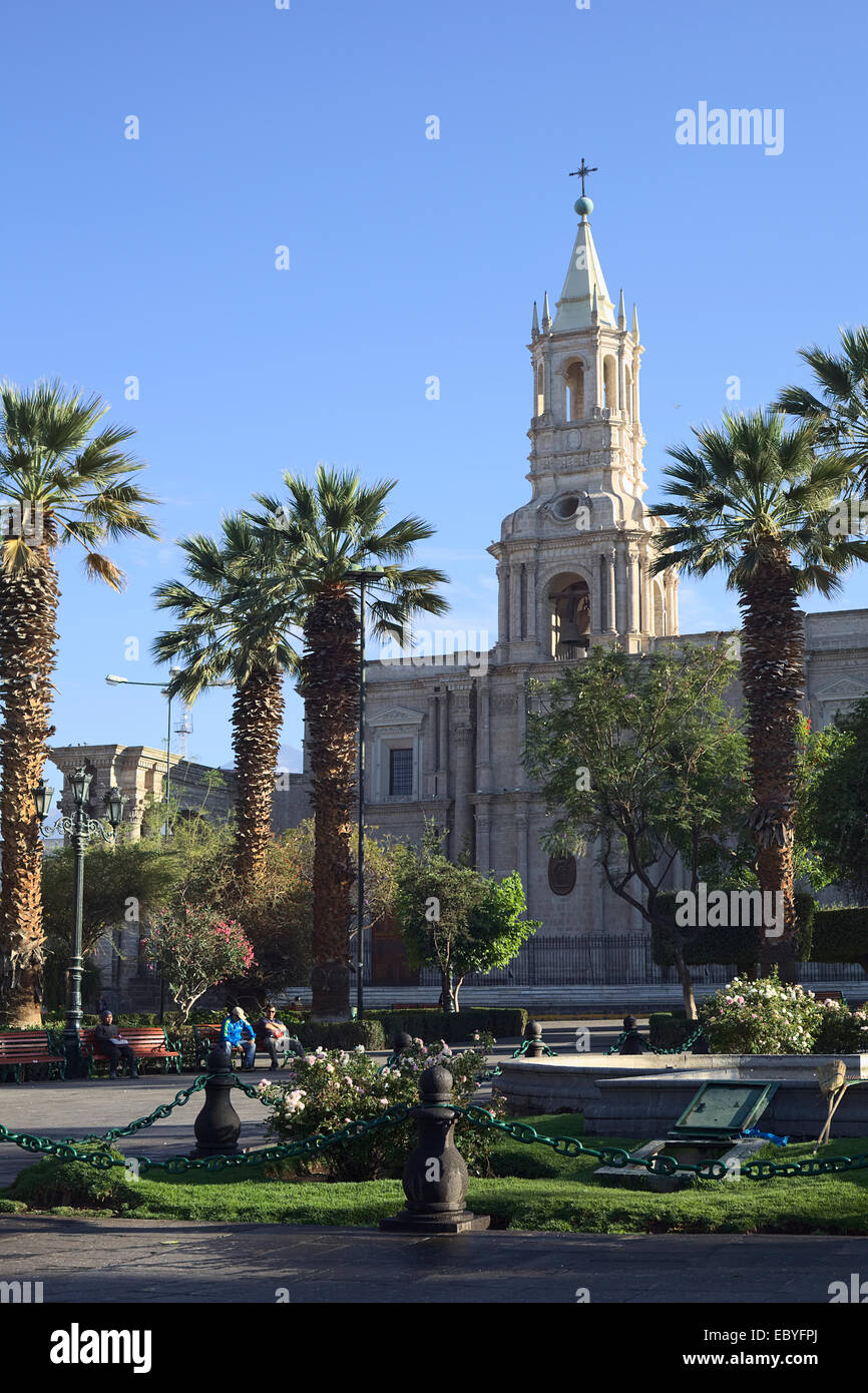 Plaza de Armas (main square) and the Basilica Cathedral in Arequipa, Peru Stock Photo