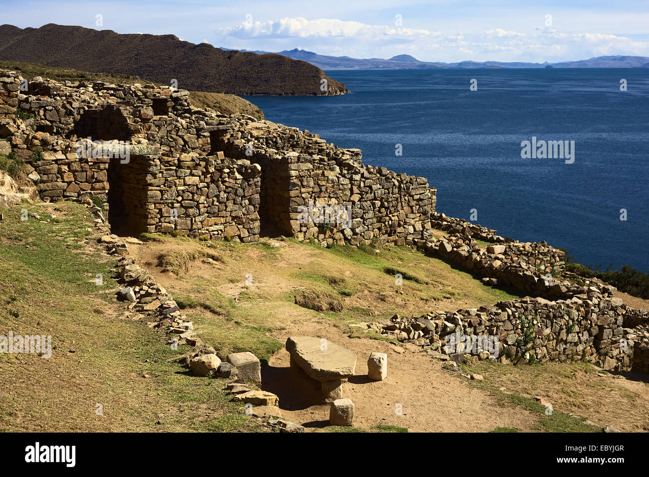 Chinkana archeological site of Tiwanaku (Tiahuanaco) origin on Isla del Sol in Lake Titicaca, Bolivia Stock Photo