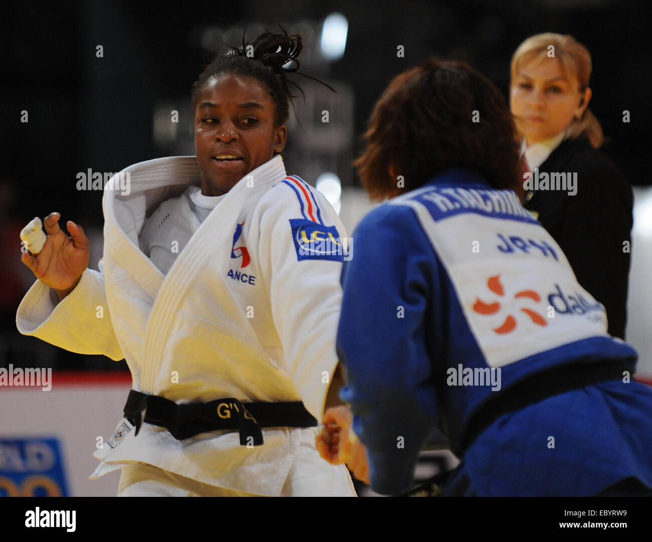 Tokyo Japan 6th Dec 2014 Monika Burgess L Of Canada Fights With 