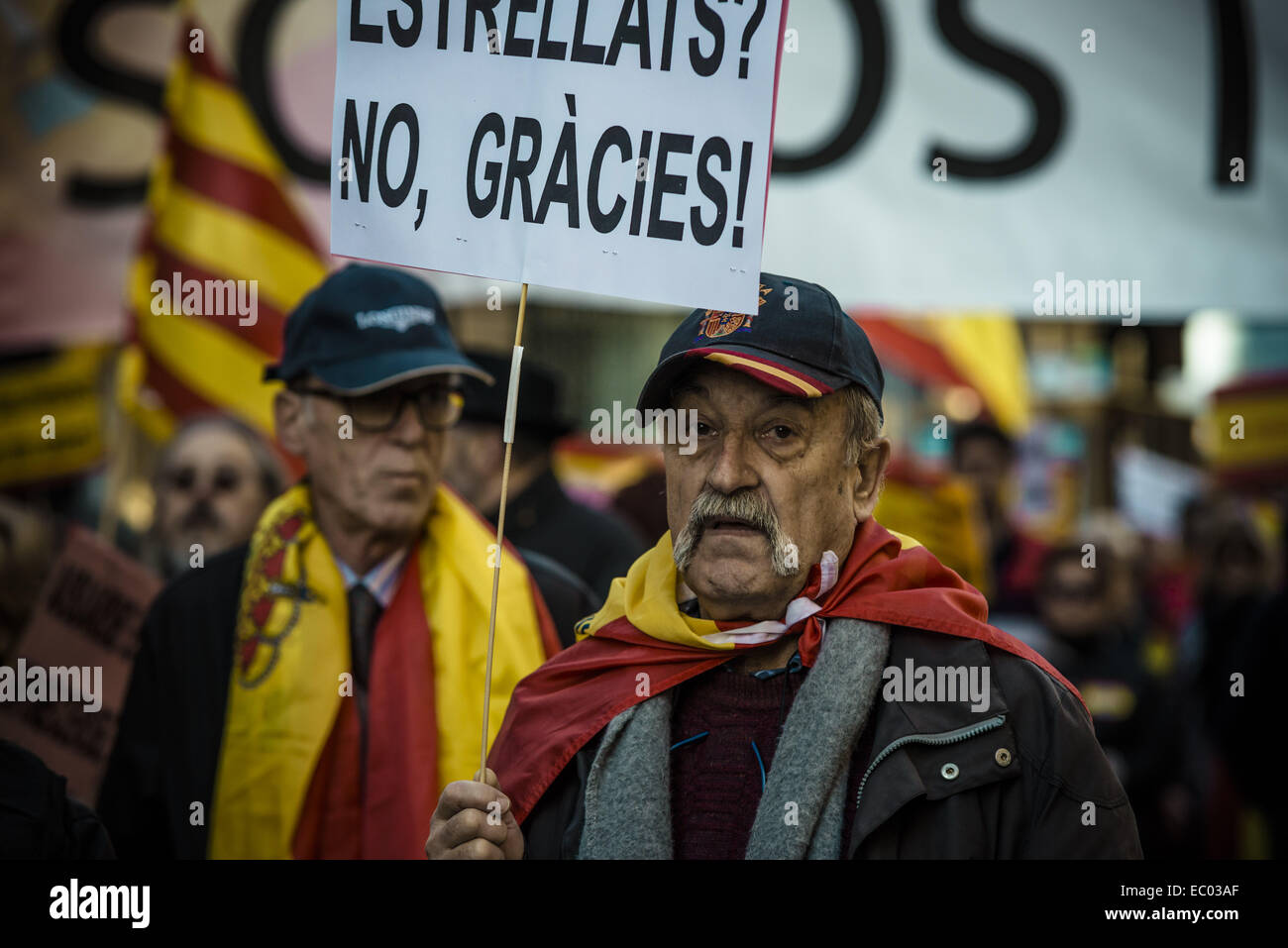 Dec. 6, 2014 - Demonstrators holding placards march for the indissoluble unity of the Spanish nation and against a hypothetical independence of Catalonia on the Spanish constitution day © Matthias Oesterle/ZUMA Wire/ZUMAPRESS.com/Alamy Live News Stock Photo