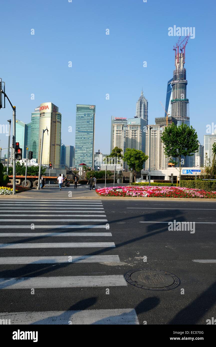 Zebra Crossing to Shanghai Centre Stock Photo