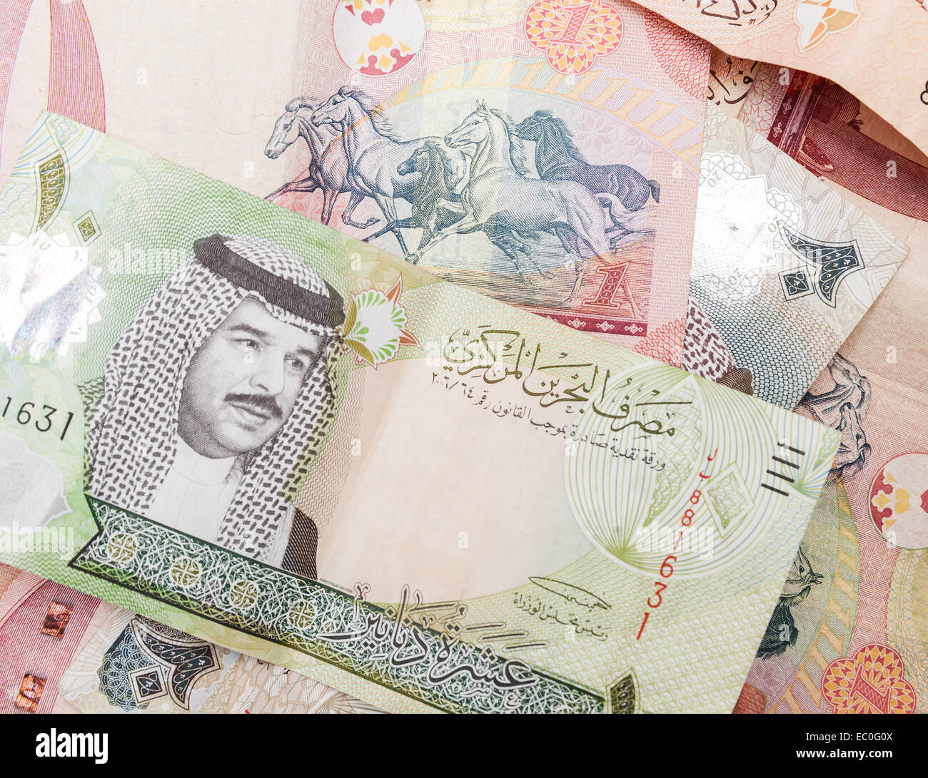 Page 2 - Dinars High Resolution Stock Photography and Images - Alamy