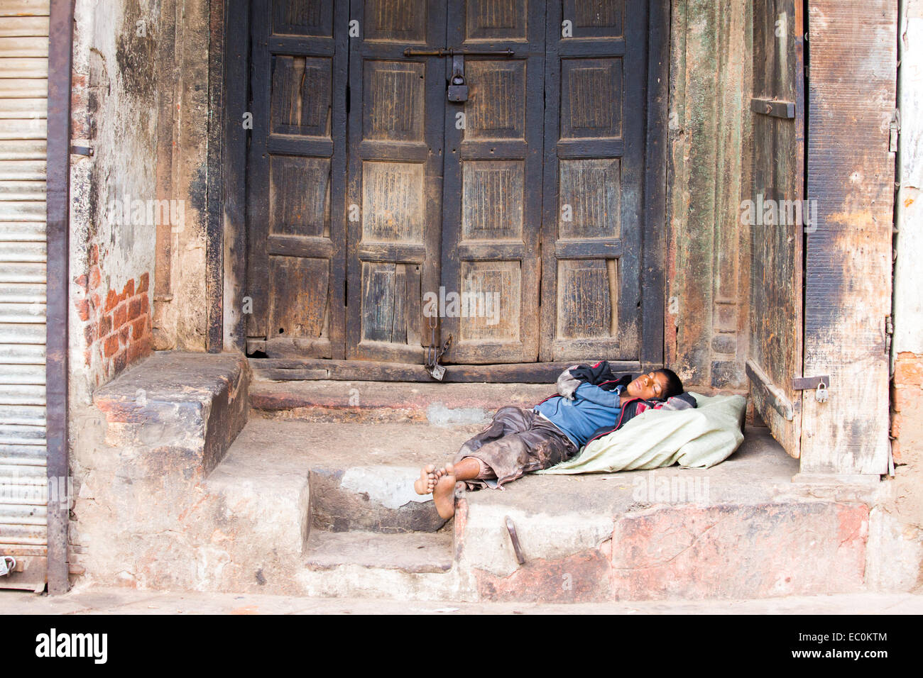 Homeless boy in Old Delhi, India Stock Photo