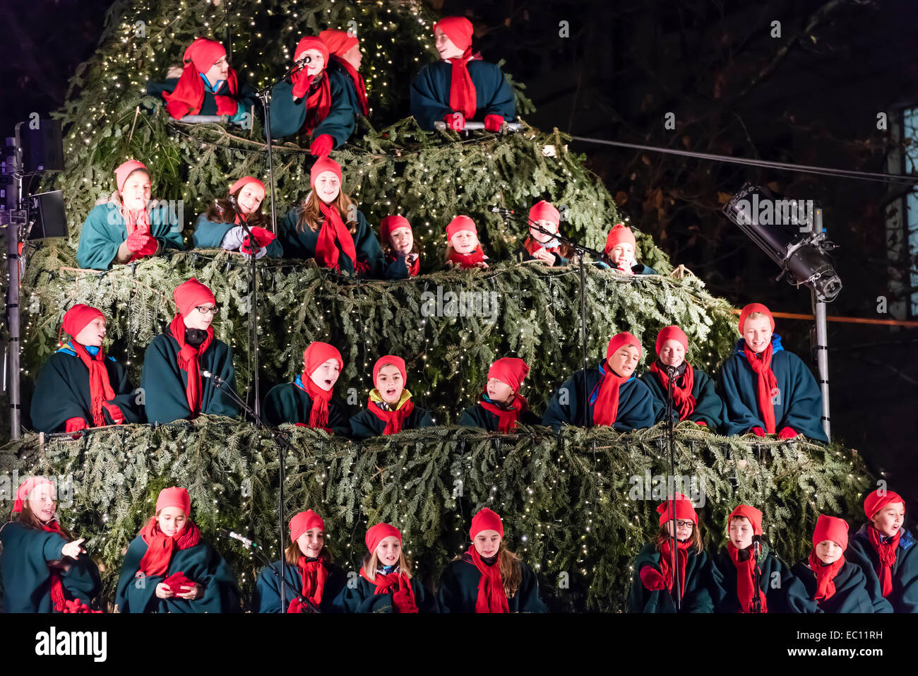 Singing christmas tree zurich hires stock photography and images Alamy
