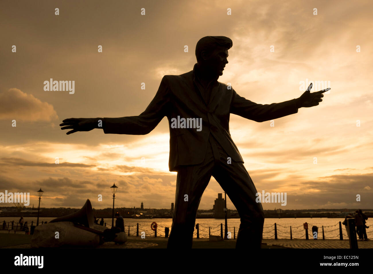 Sculpture of Billy Fury 1940-1983 by Tom Murphy at Albert Docks, Liverpool, England Stock Photo
