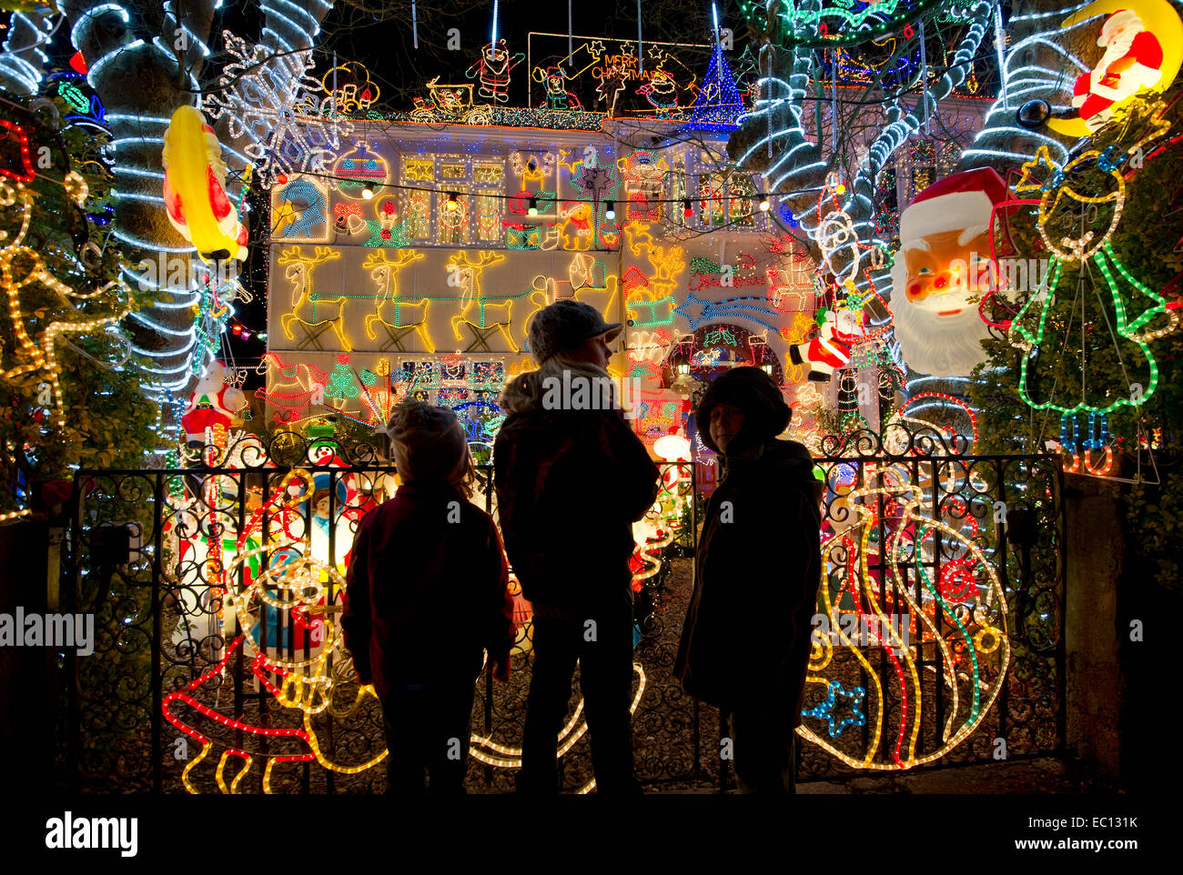 Christmas decorations hires stock photography and images Alamy