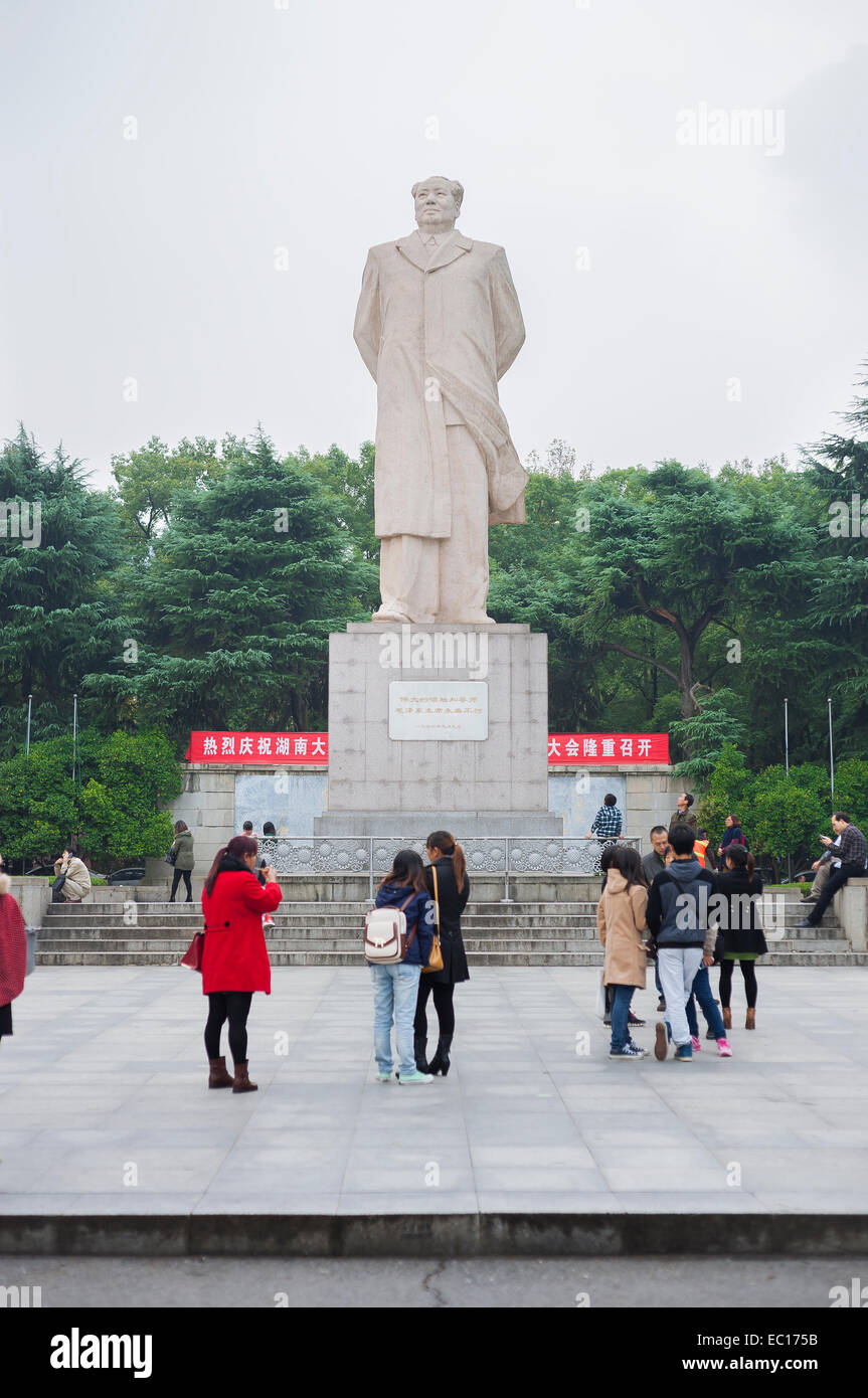 Statue of Mao Zedong at Hunan University, Changsha, China Stock Photo