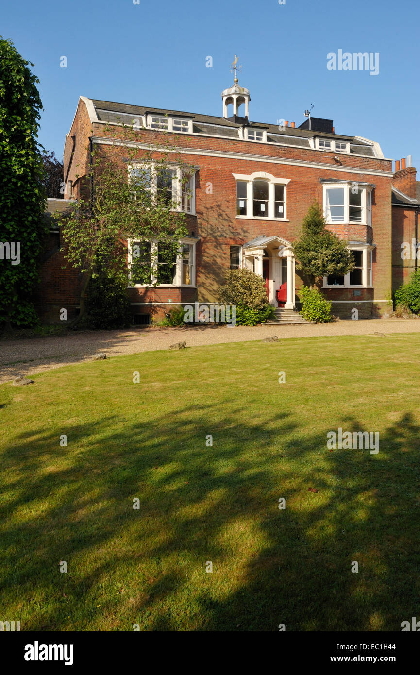 Higham kent chalet hi-res stock photography and images - Alamy