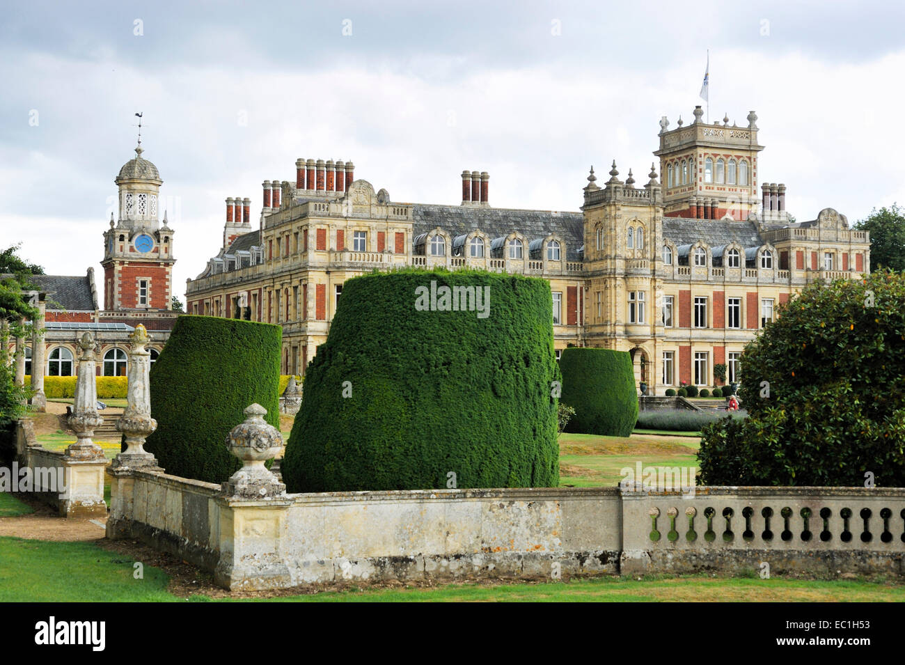 Somerleyton Hall, façade, near Great Yarmouth, Suffolk,  one of the best examples of an archetypal Tudor-Jacobean mansion– Stock Photo