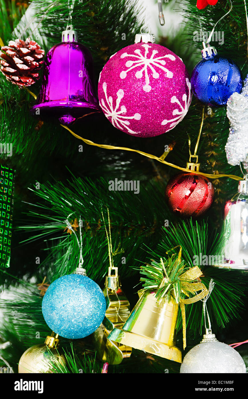 Christmas tree without decoration hi-res stock photography and images ...