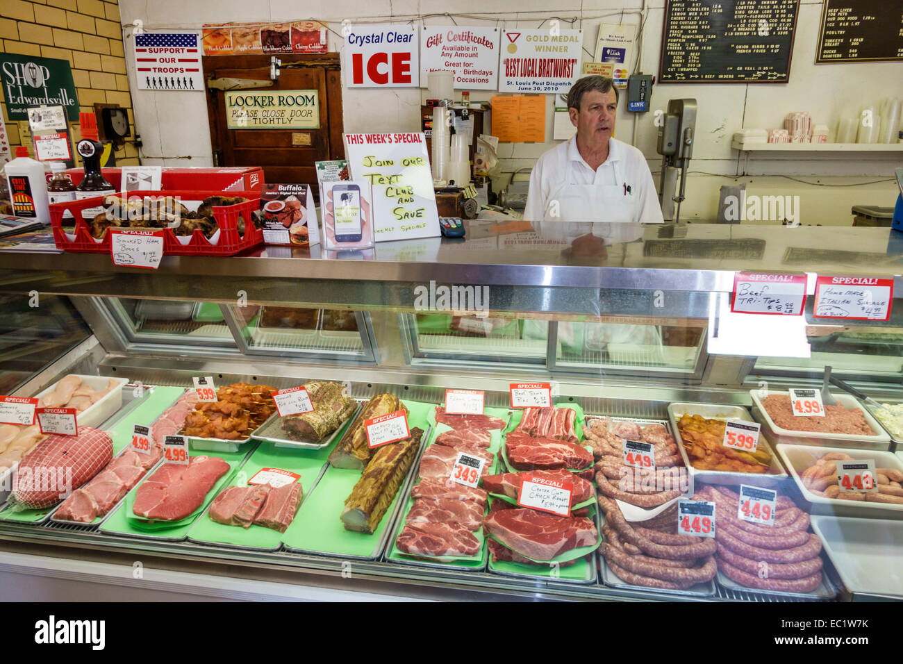 Meat display case hires stock photography and images Alamy