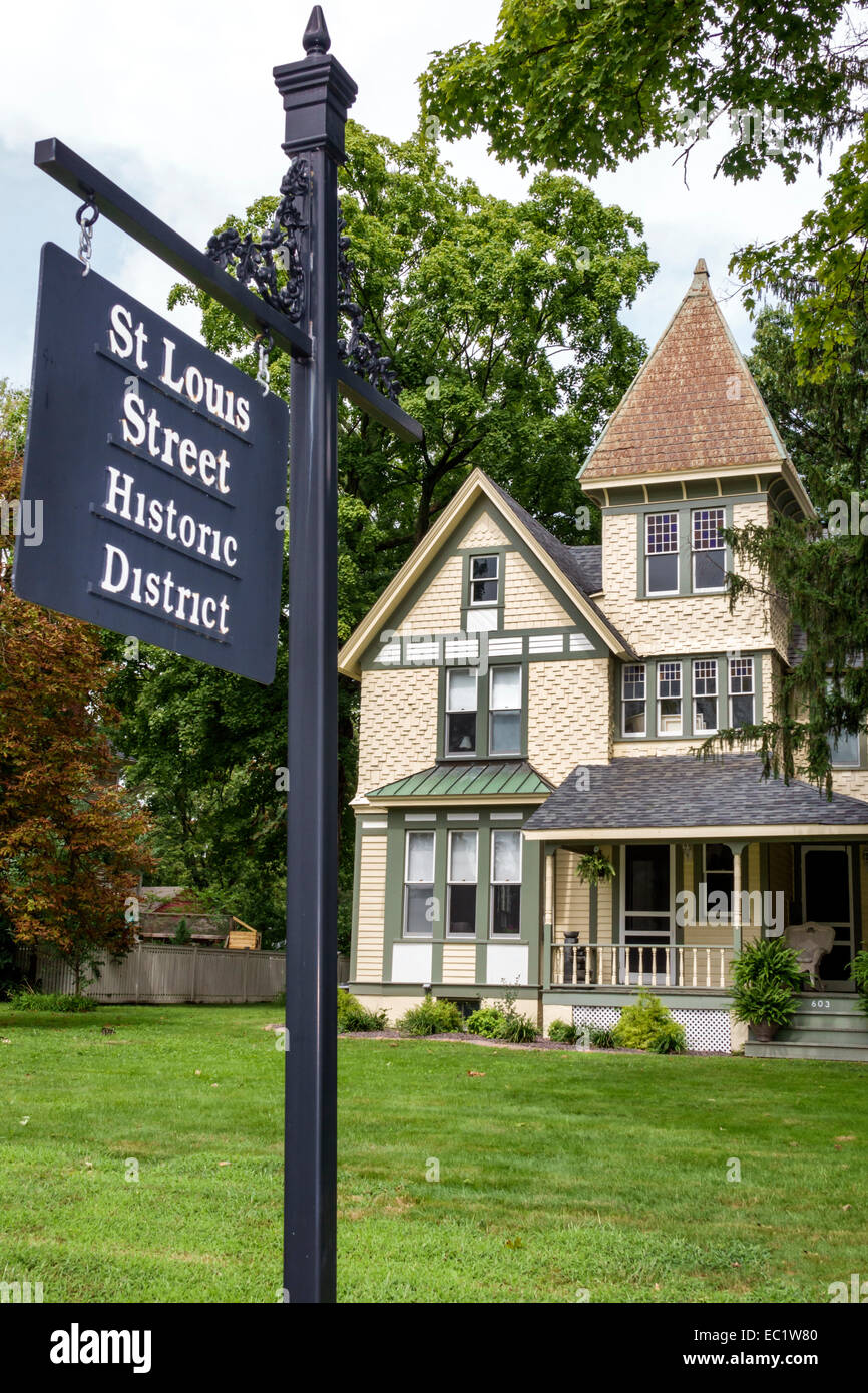 Illinois Edwardsville,St. Louis Street Historic District,home,highway