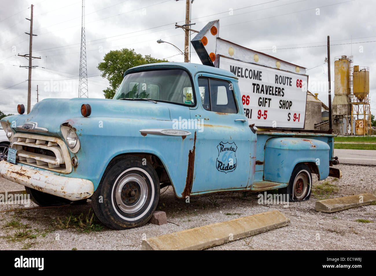 Illinois Hamel,historic highway Route 66,Chevrolet pickup truck,antique,IL140902038 Stock Photo