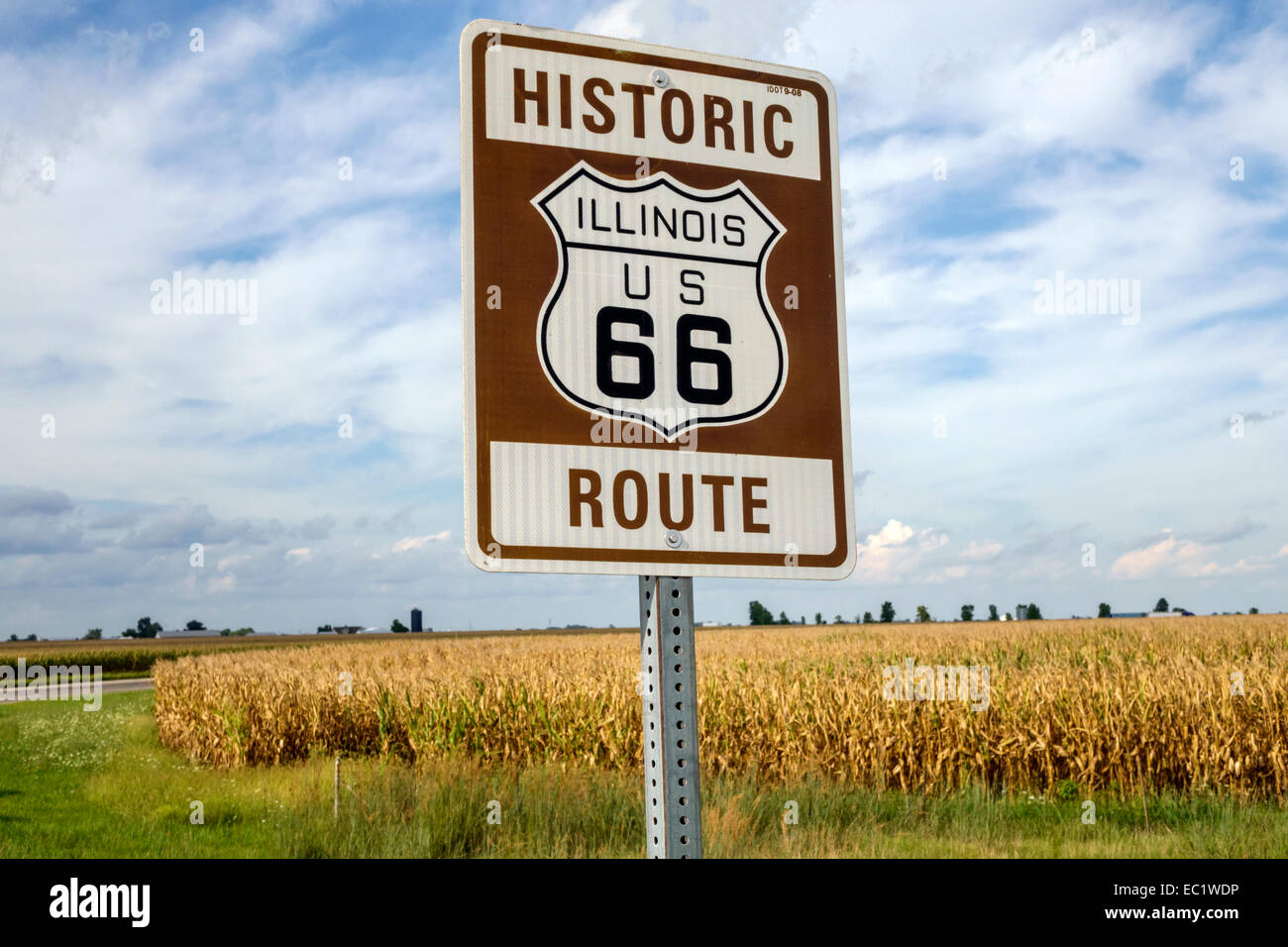 Illinois Waggoner,historic highway Route 66,sign,corn,cornfields,rural,IL140902096 Stock Photo