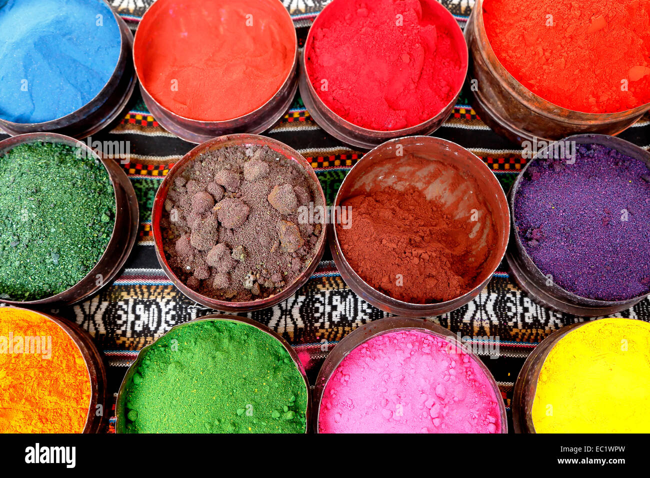 Colorful display of dyes, Pisac Sunday Market, Cusco, Peru Stock Photo
