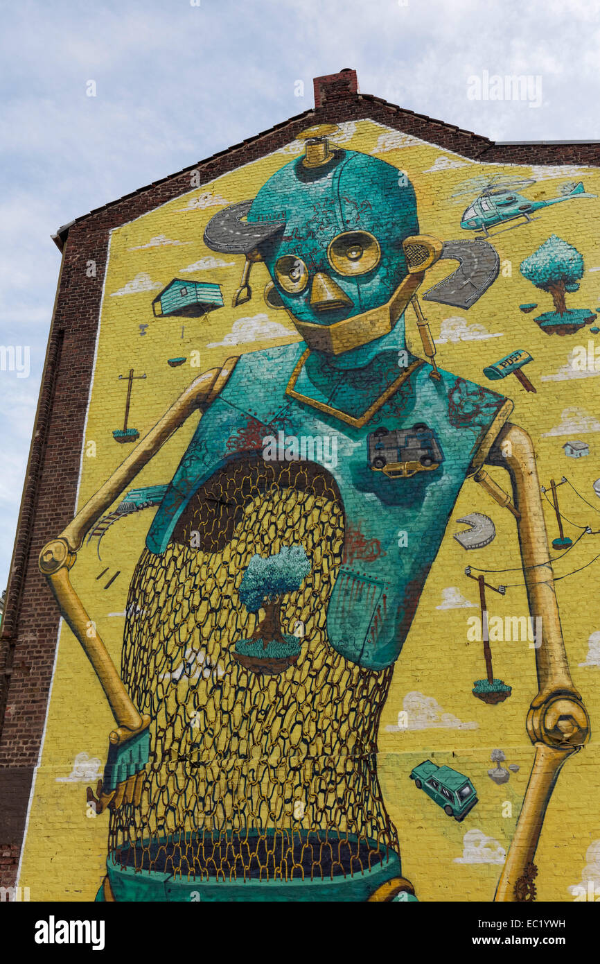 Robot mural of street art artist Pixel Pancho, Düsseldorf, North Rhine-Westphalia, Germany Stock Photo