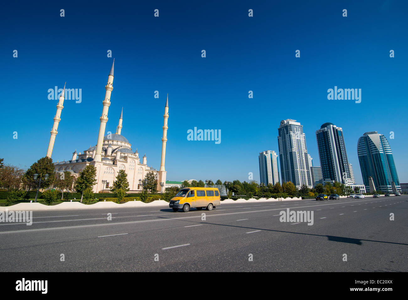 Akhmad Kadyrov Mosque and modern business buildings in Grozny, Chechnya, Caucasus, Russia Stock Photo