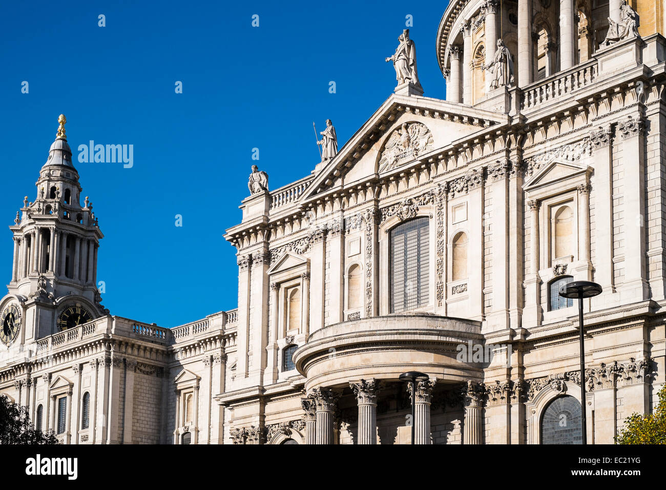 St.Paul's cathedral - London Stock Photo