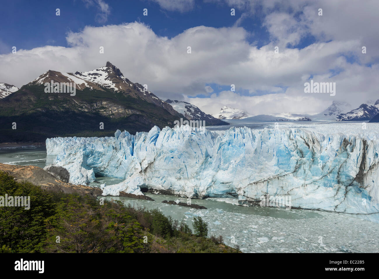 Perito Moreno Glacier, Los Glaciares National Park, Santa Cruz, Argentina Stock Photo