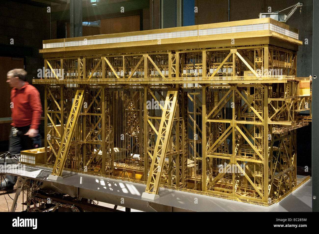 A model replication of the boat lift in Niederfinow, on a scale of 1:50, is on display at the Museum of Technology in Berlin, Germany, 8 December 2014. The model measures three metres by 1,20 metres and was built by four volunteer model makers over a period of 20 years, the museum stated on Monday, 8 December 2014. PHOTO: FELIX ZAHN/dpa Stock Photo