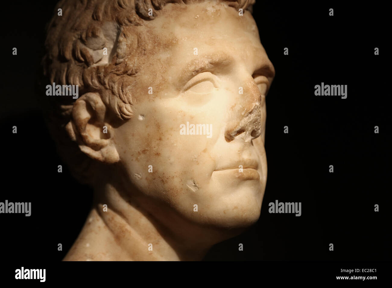 Funeral Portrait Rome Roman art. Funerary portrait.1st c. AD. Excavations of the Roman walls ...