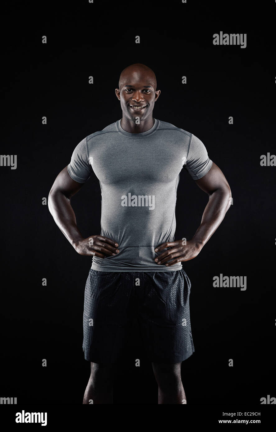 Fit black men hi-res stock photography and images - Alamy