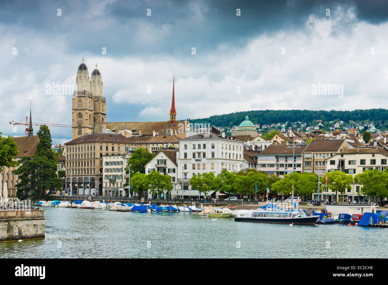 Limmat river and famous Zurich churches Stock Photo Alamy