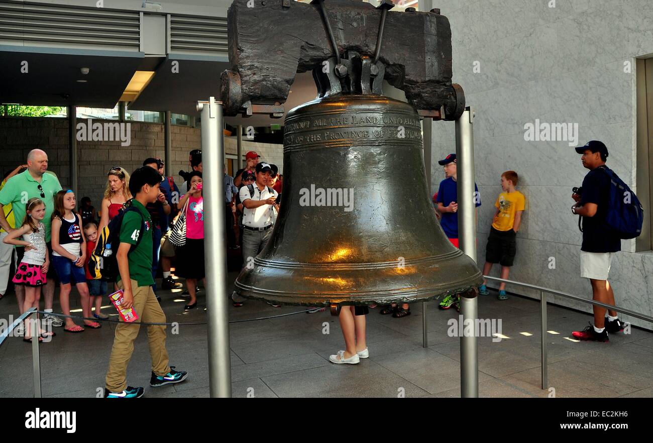 Philadelphia, Pennsylvania Tourists viewing the famous 1753 Liberty