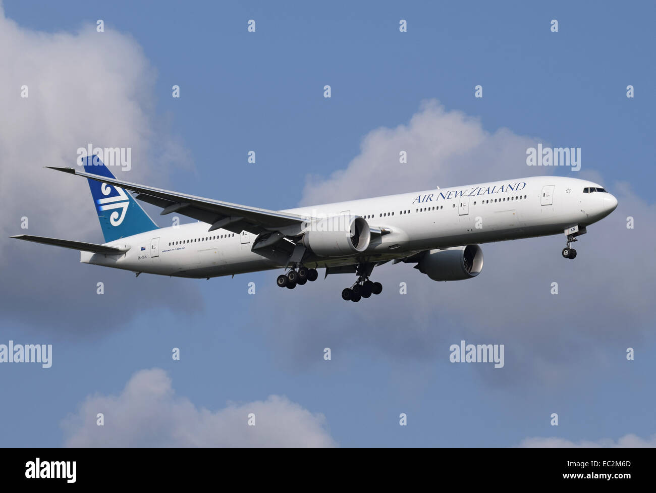 ぺんぎんAir New Zealand Boeing777-300ER Air new zealand boeing 777 300er hi-res stock photography and