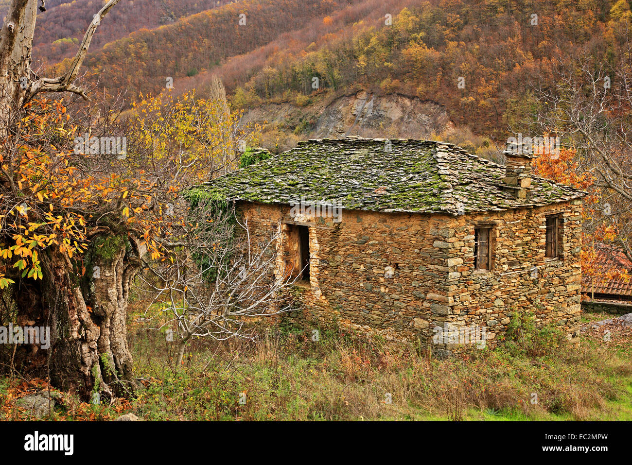 Old house at Skoteina village, on the Pieria mountains, Pieria, Macedonia, Greece. Stock Photo