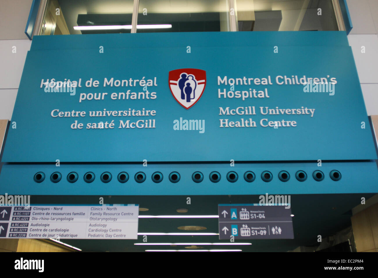 The entrance to the Montreal Children's Hospital Stock Photo Alamy