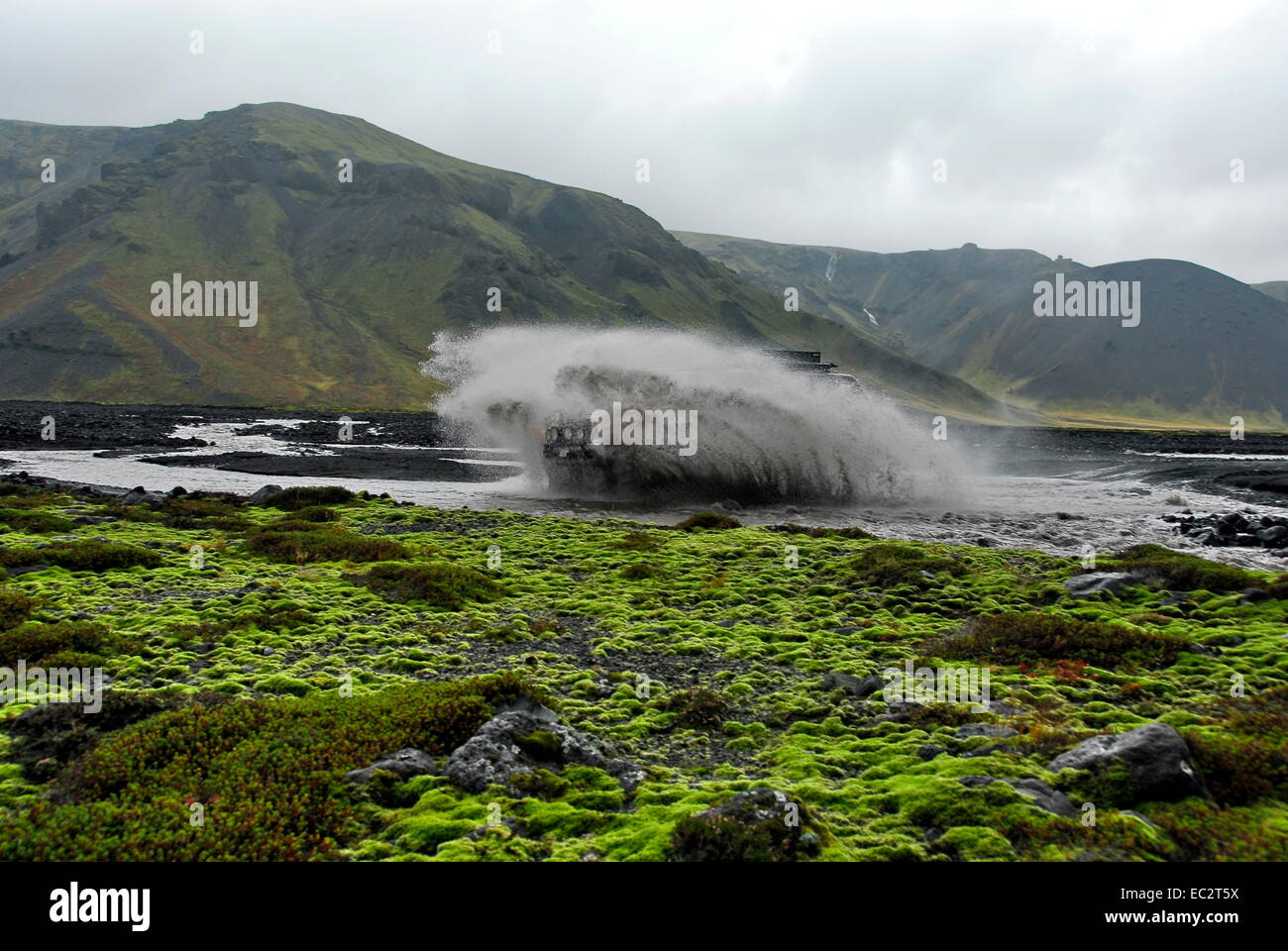Fording rivers hi-res stock photography and images - Alamy