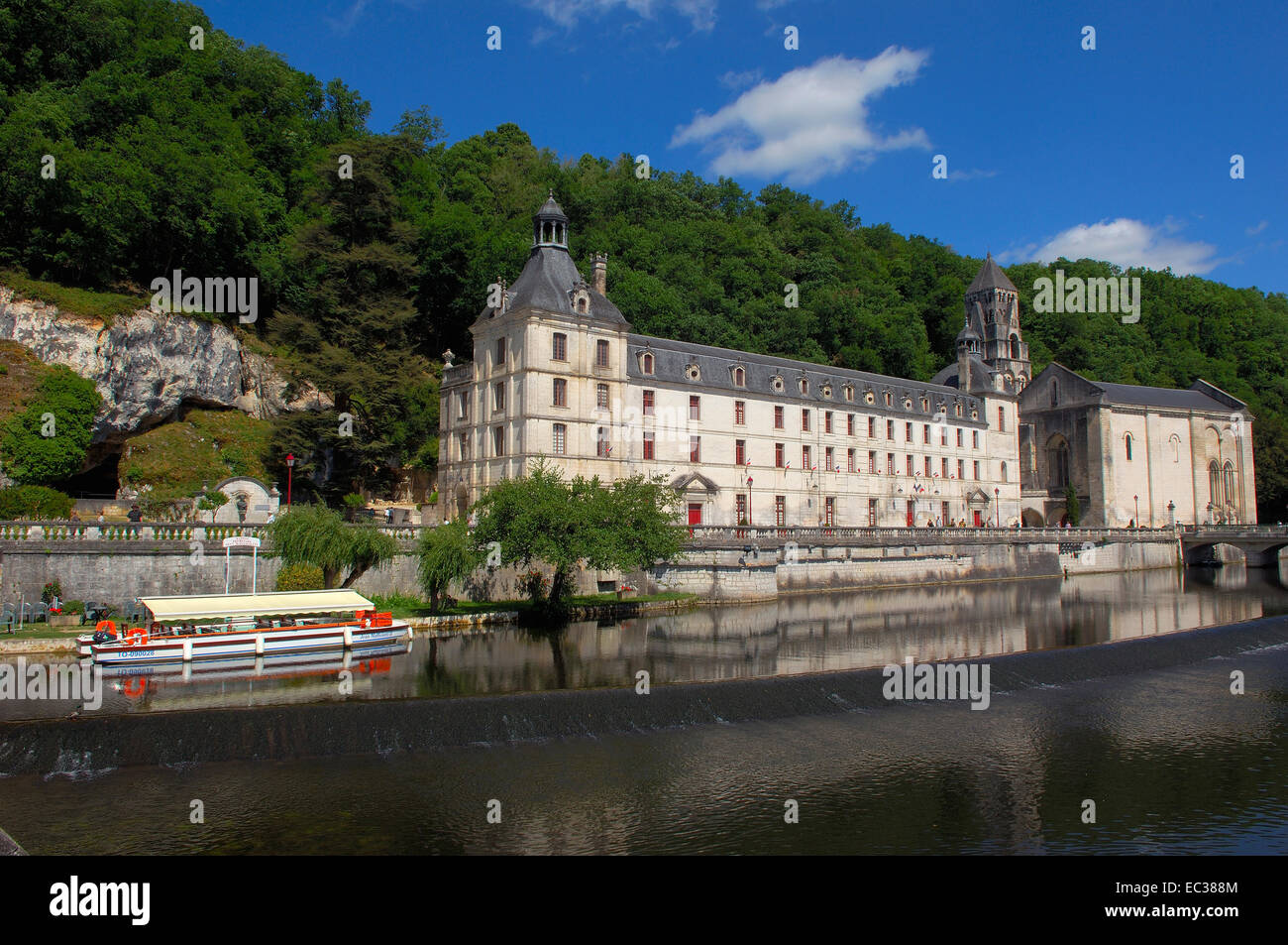 Brantome, Saint Pierre Benedictine Abbey, Dordogne, Perigord, River Dronne, France, Europe Stock Photo