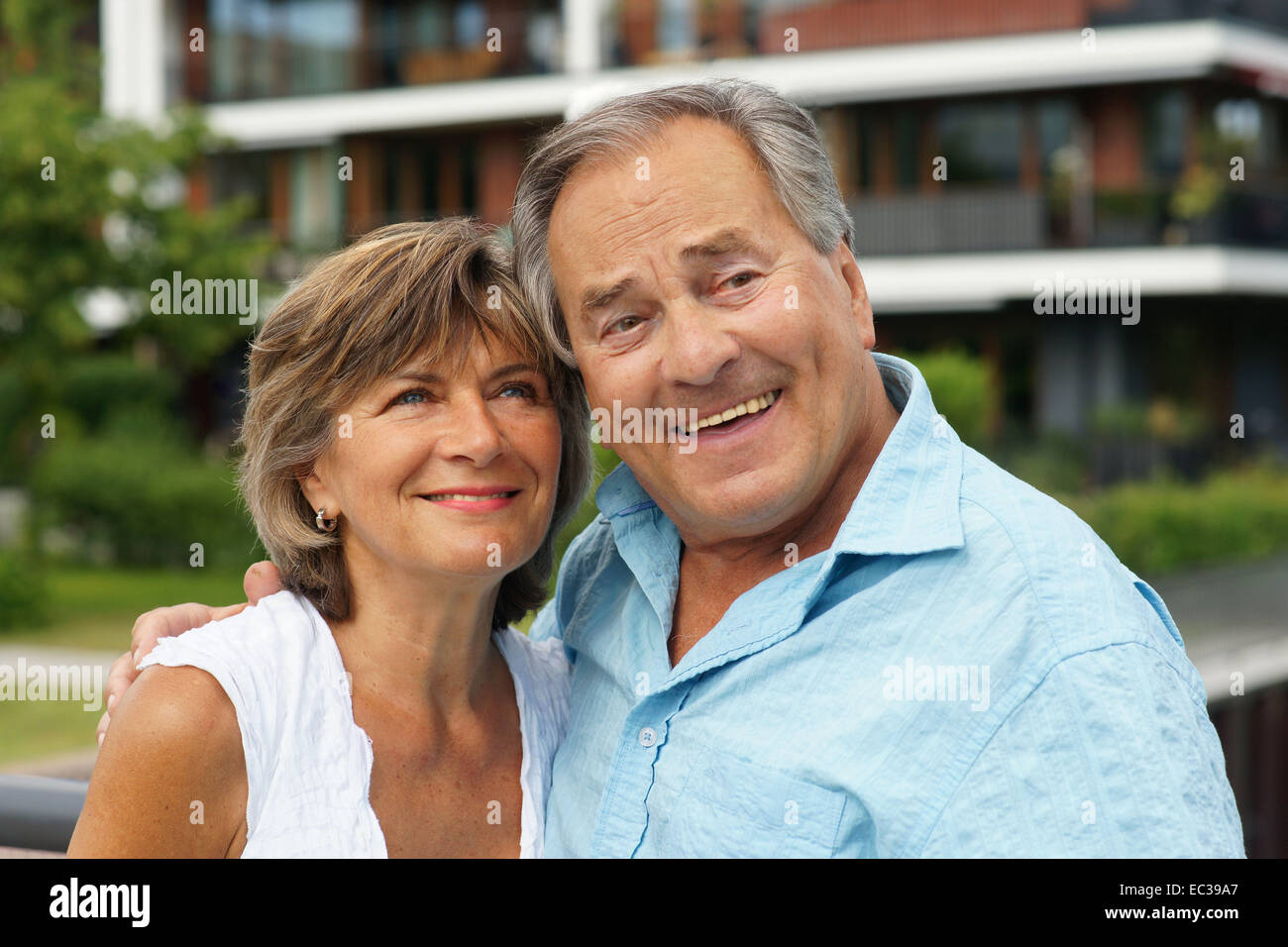 Retired old german couple hi-res stock photography and images - Alamy