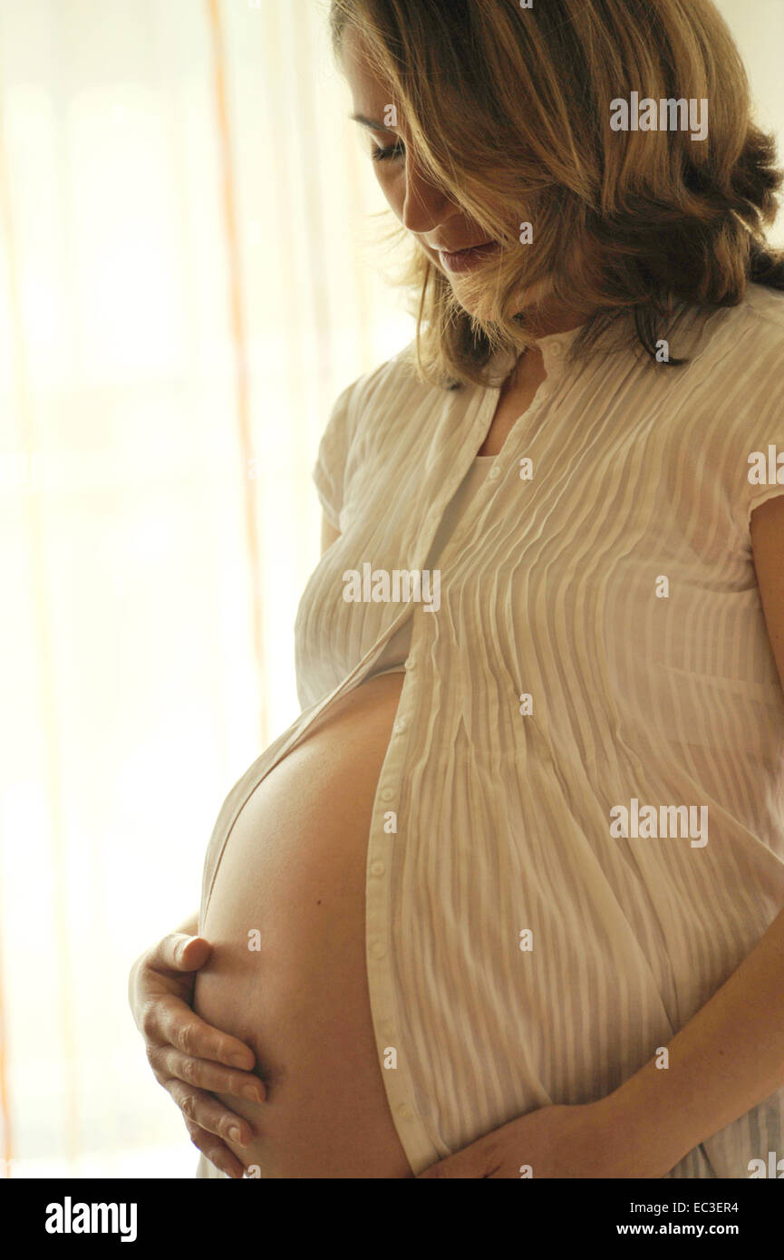 Lovely young pregnant women hi-res stock photography and images - Alamy