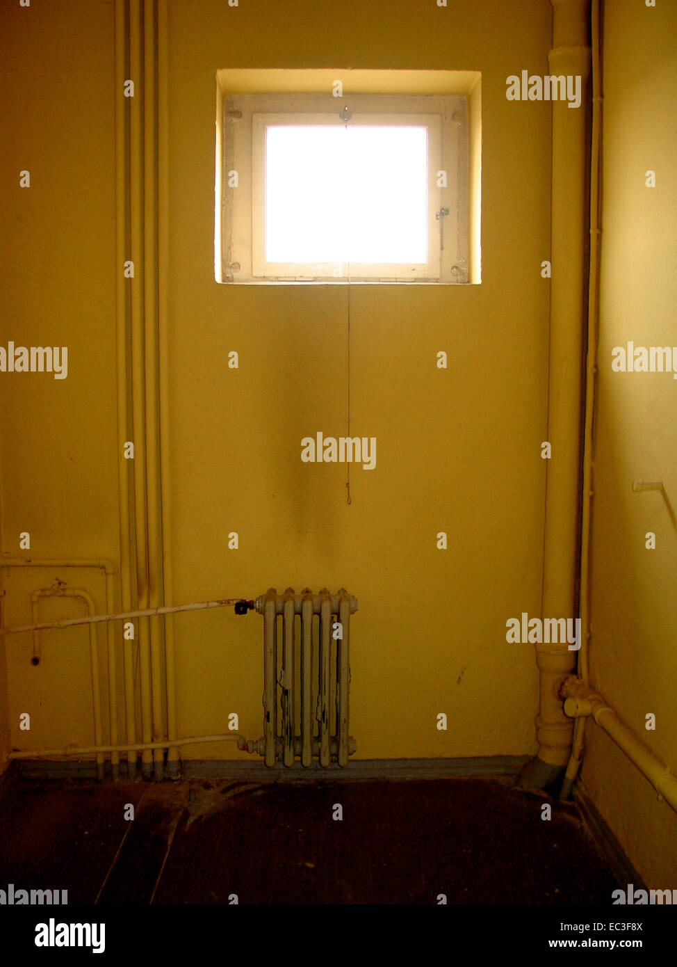 Damaged radiator hi-res stock photography and images - Alamy