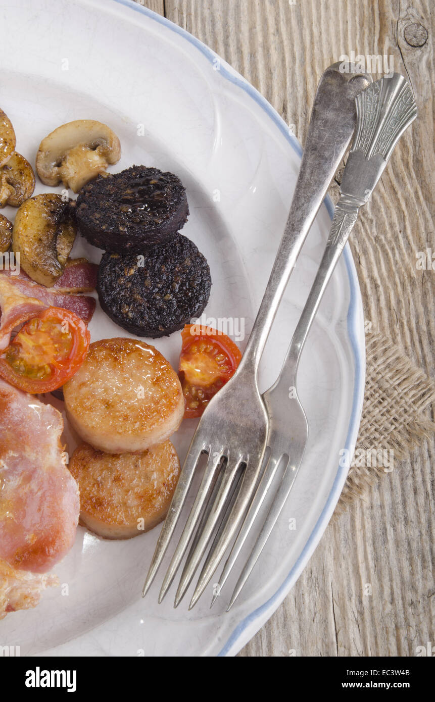 Irish breakfast black pudding white hires stock photography and images